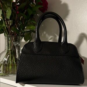 NWT Black Italian Leather Handbag 👜